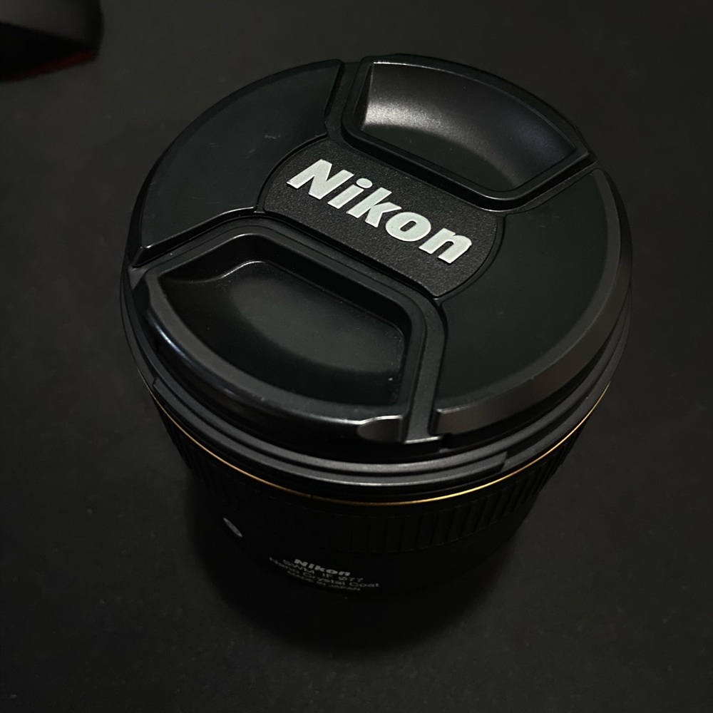 Nikkor Nikon 85mm f1.4 (AF-S)